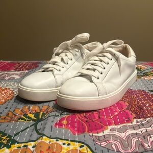 SAM EDELMAN: ETHYL WHITE LACE UP SNEAKER